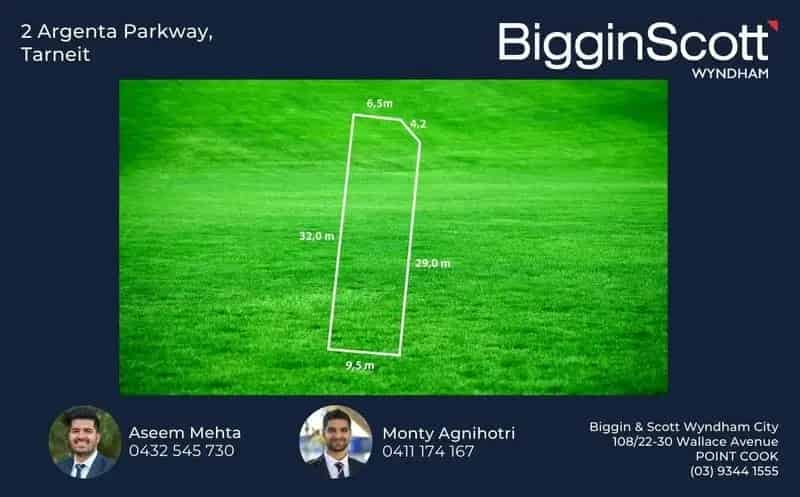 299SQM Exquisite park facing stretch of land in Grand Central Estate !!!!!!!!!