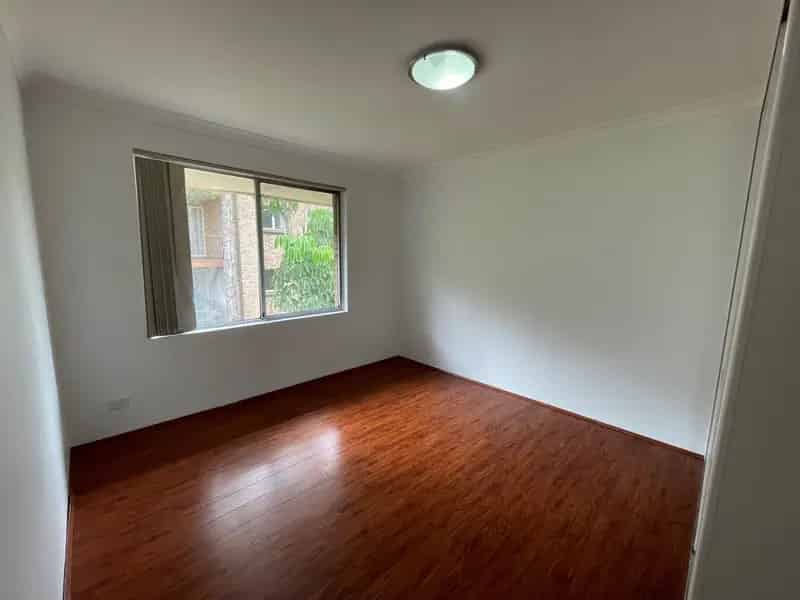 Real Estate For Lease - 9/17 Pye Street - Westmead , NSW