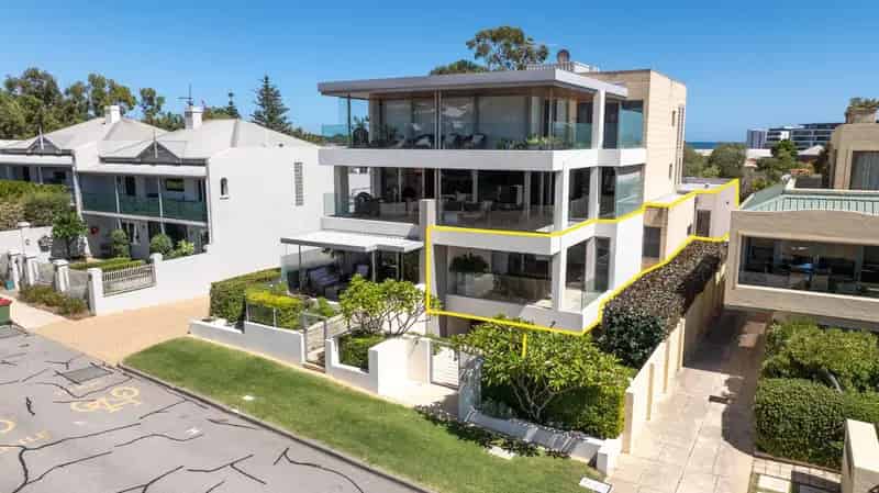 Premier Waterfront Residence