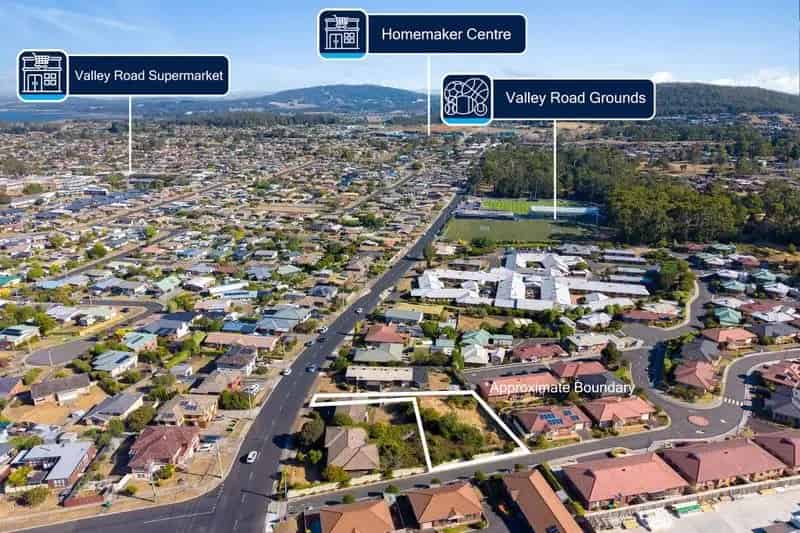 Internal block of land in central Devonport
