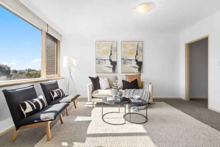 Move-in-ready gem in a boutique block