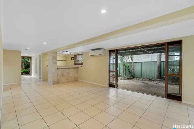 Family Home in Fantastic Location