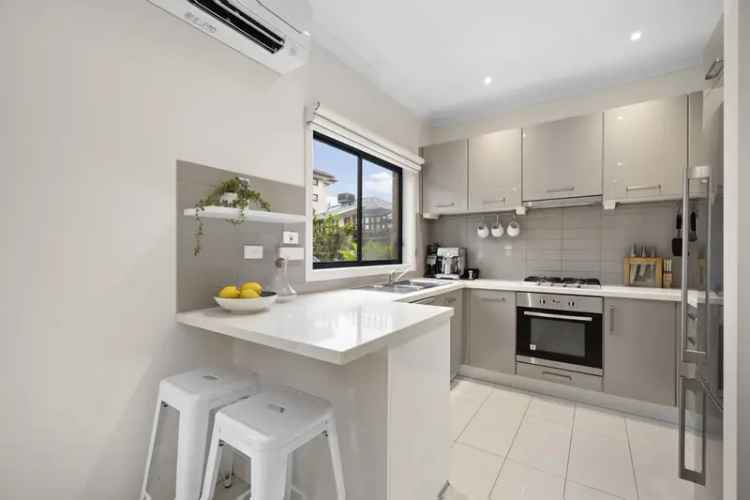 House For Sale in Melbourne, Victoria