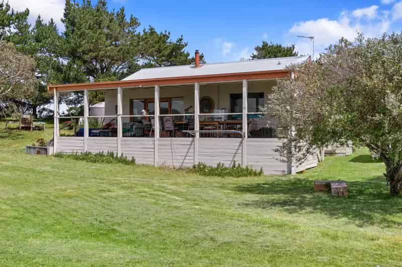 11 Acres of Unmatched Views in Venus Bay