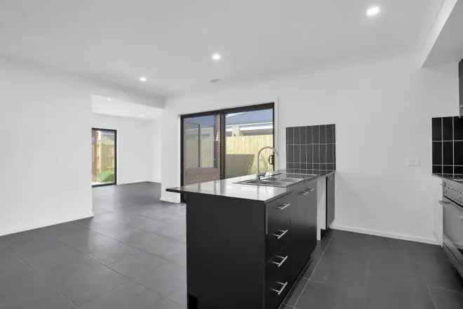 House For Rent , 58, Napoleon Boulevard, Moe, Victoria