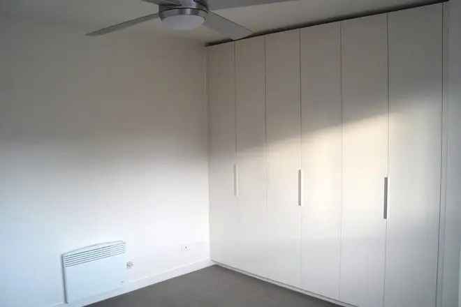 Apartment For Rent , Melbourne, Victoria