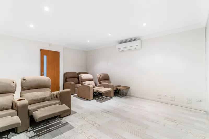 Real Estate For Lease - 21 Porter Road - Engadine , NSW