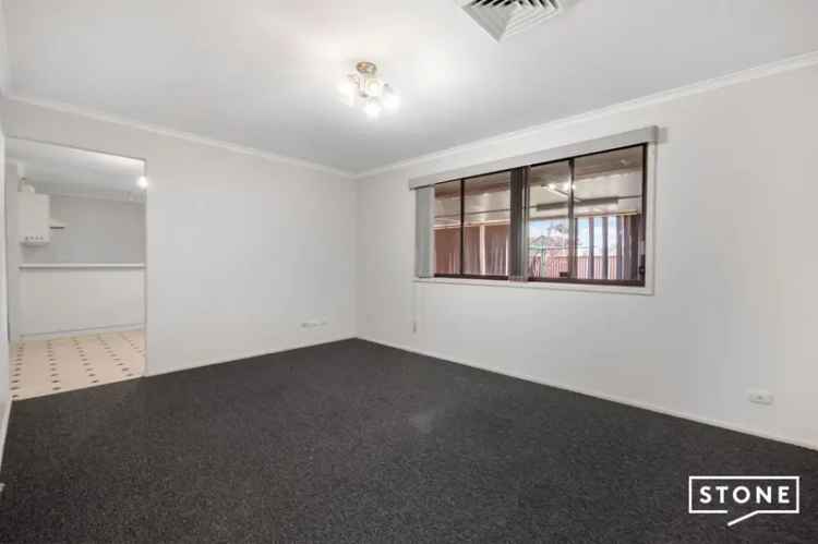 Lease Comfortable Family Home in Bligh Park with Garden and Air Conditioning