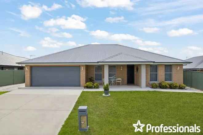 House For Sale in Bathurst, New South Wales