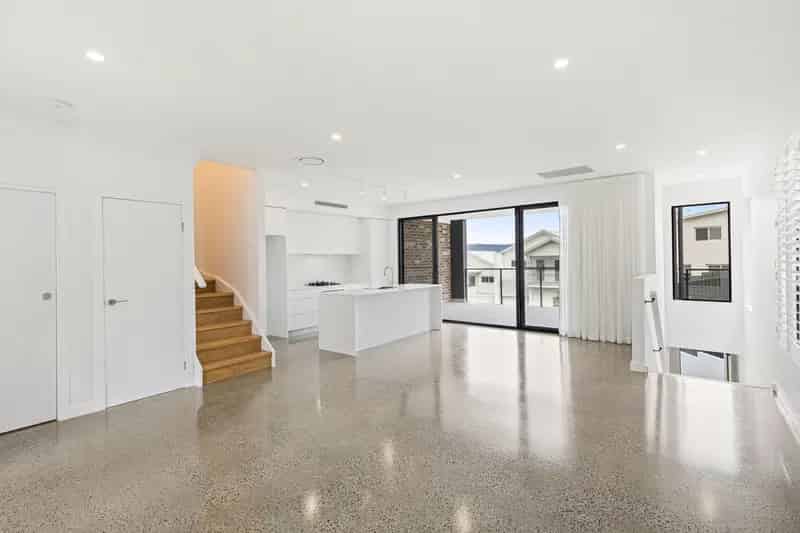 NEAR NEW STUNNING SPLIT LEVEL HOME - FIRST WEEKS RENT FREE