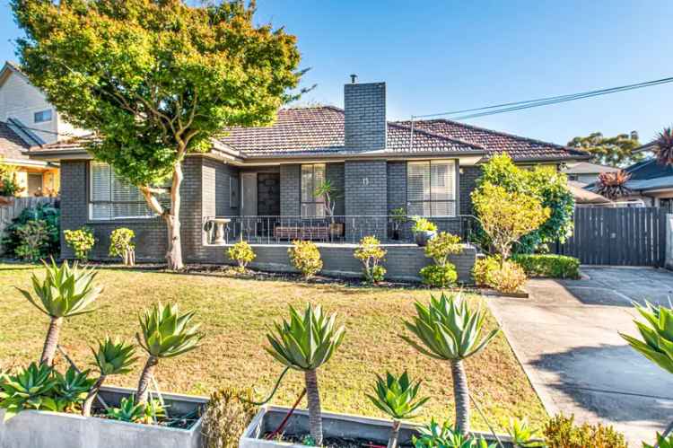 4 Bedroom 462m² House in Melbourne Bayside - Luxury Scandi Style Home