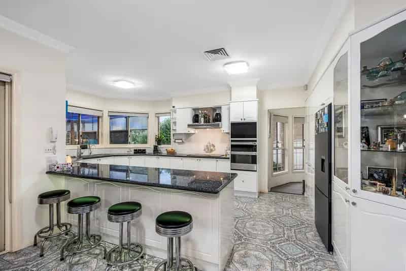 5 Zane Close, Bella Vista NSW 2153 - House For Sale