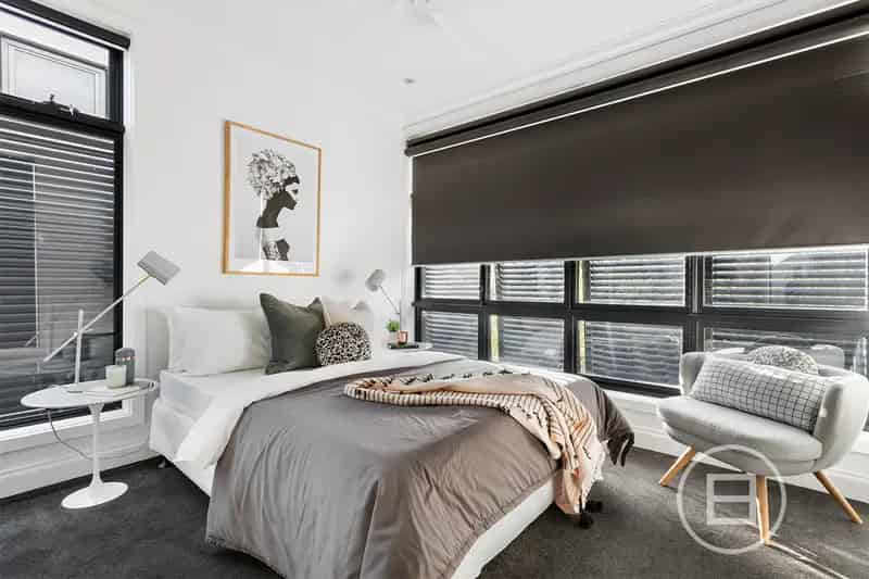 Buy House in Richmond with Outdoor Spa and Siemens Kitchen