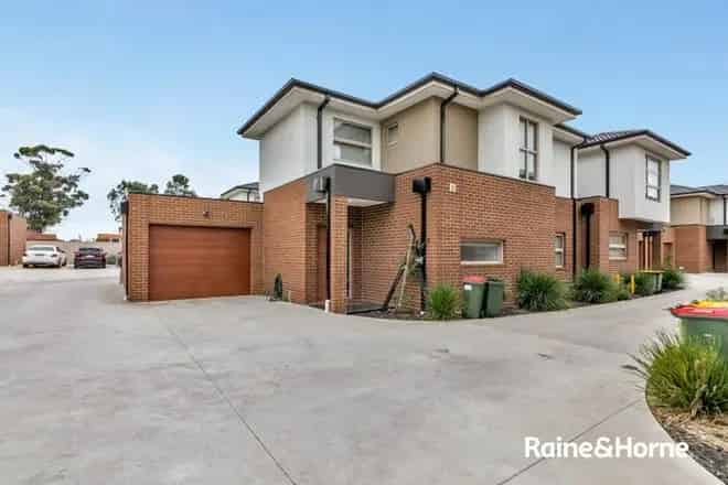 House For Sale , 16, Jaffna Place, Melbourne, Victoria