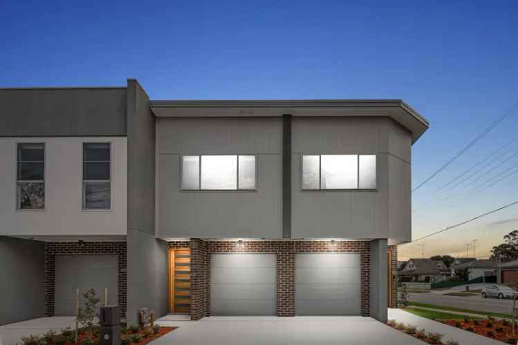 Brand New, Street Facing, Luxurious Terraces!