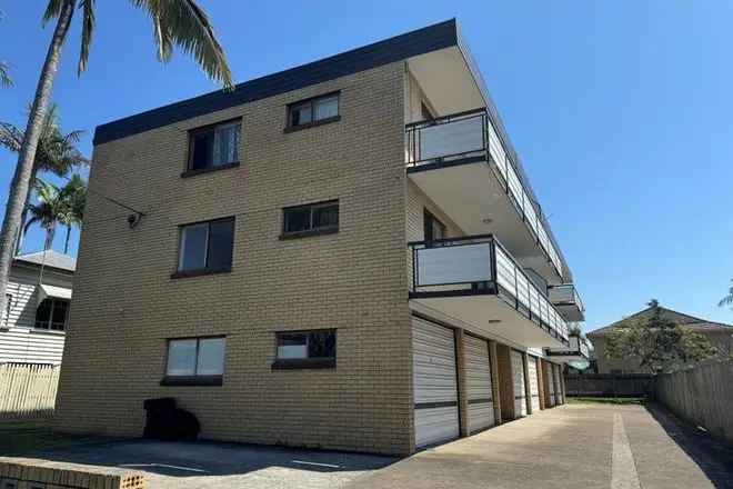 2 Bed Unit Northgate - Peaceful Complex Living