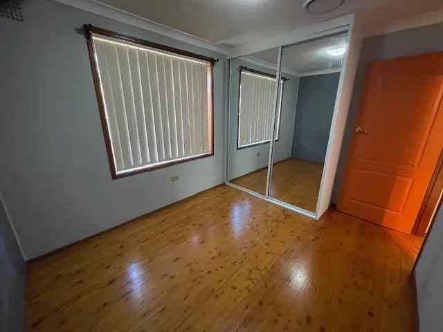 3 rooms house of 229 m² in Sydney