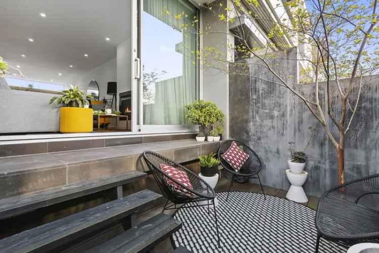 3 rooms house of 464 m² in Melbourne