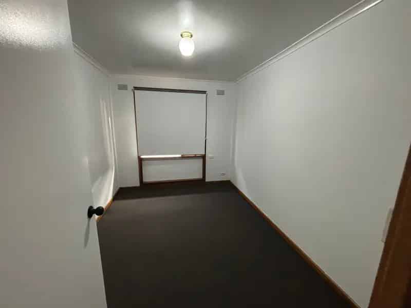 NEAT AND TIDY 3 BEDDER