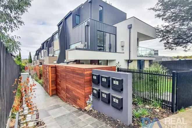 House For Sale , Melbourne, Victoria
