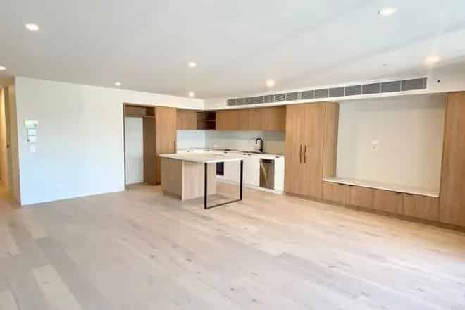 Apartment For Rent , 767, High Street, Melbourne, Victoria