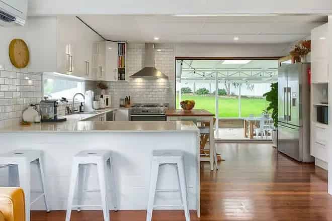House For Sale , 61, Falkirk Street, City of Brisbane, Queensland
