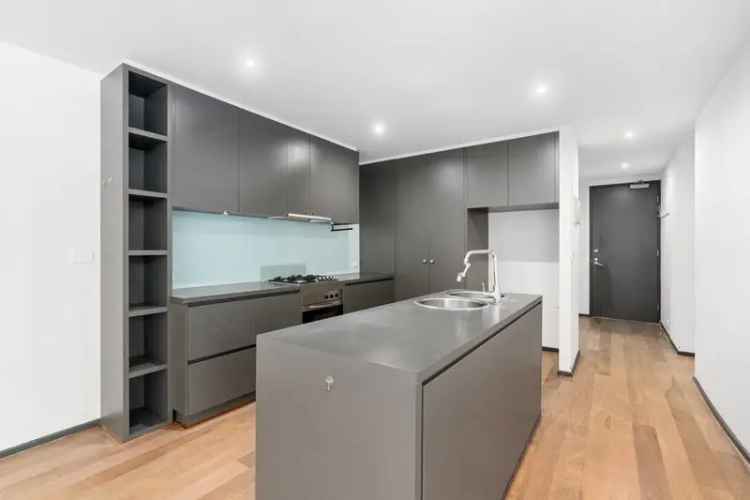 Buy Apartment in East Melbourne with MCG Views and Great Convenience