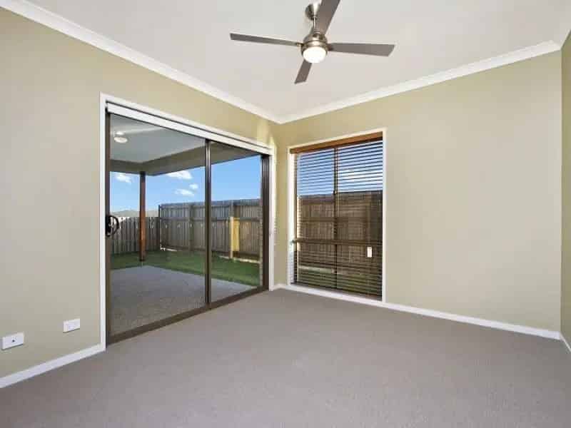 Real Estate For Lease - 16 Amari Street - Holmview , QLD