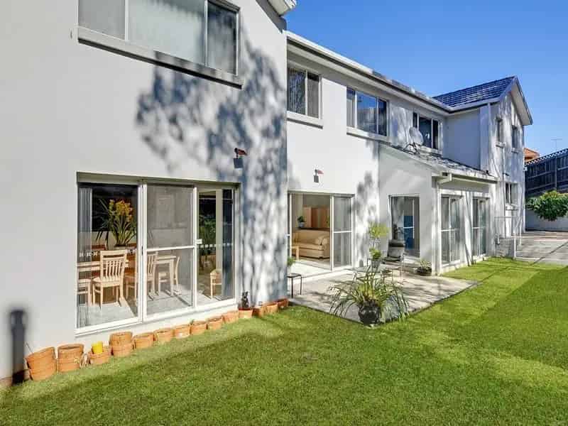 4 rooms house of 424 m² in Sydney