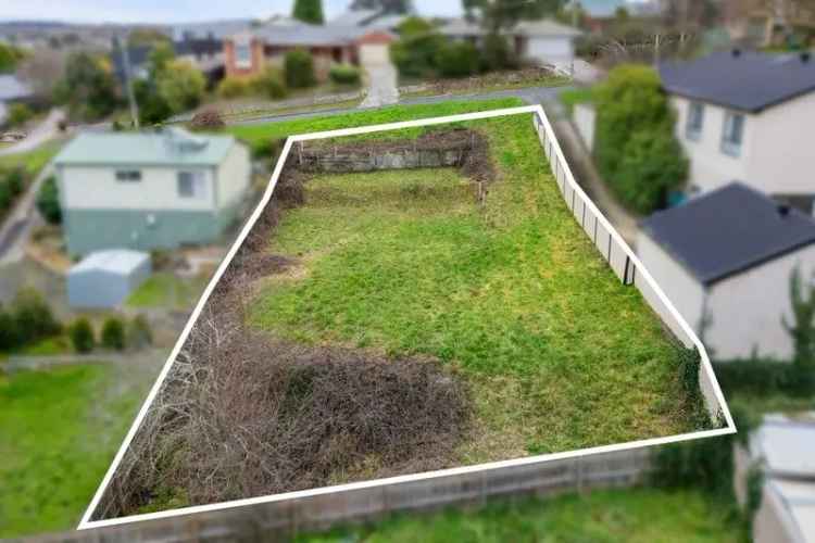 Golden Point Vacant Land 585m2 - Build Your Dream Home