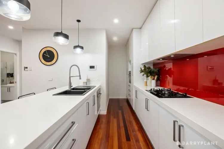 Elegant 4-Bedroom Family Home in Braybrook