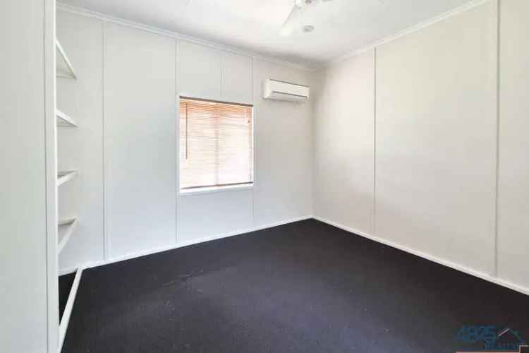 3 Bedroom Home Near Spinifex Junior High