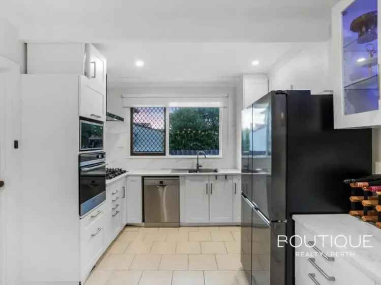 Family Home in Karrinyup Huge Block Sparkling Pool