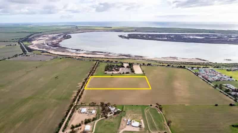 Buy Rural Land in Port Broughton with Sea Views and Subdivision Potential
