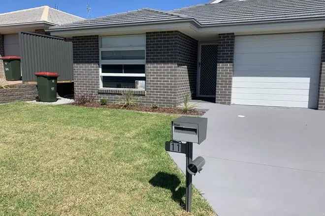 House For Rent in Newcastle-Maitland, New South Wales