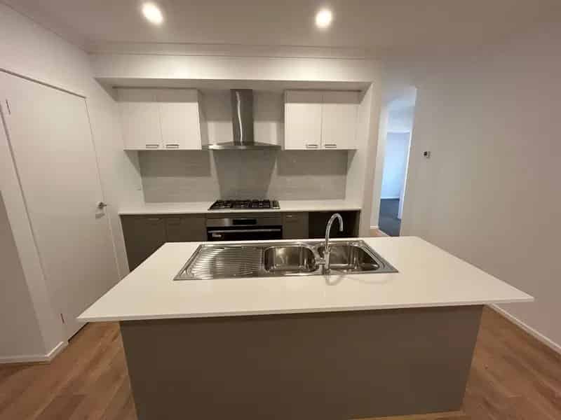 House For Rent , 7, Punchbowl Road, Melbourne, Victoria