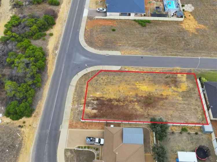 Land For Sale in Geraldton, Western Australia