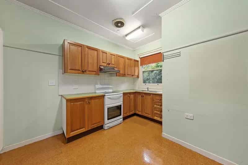 Real Estate For Sale - 64 Carnley Avenue - New Lambton , NSW