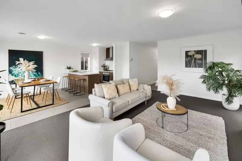 Spacious Modern Family Home in Prime Tarneit Location - 8 Talisker Street!