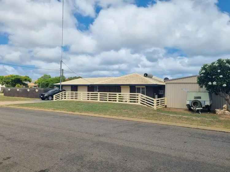 4-Bedroom Family Home with Pool and Shed Near Golf Course