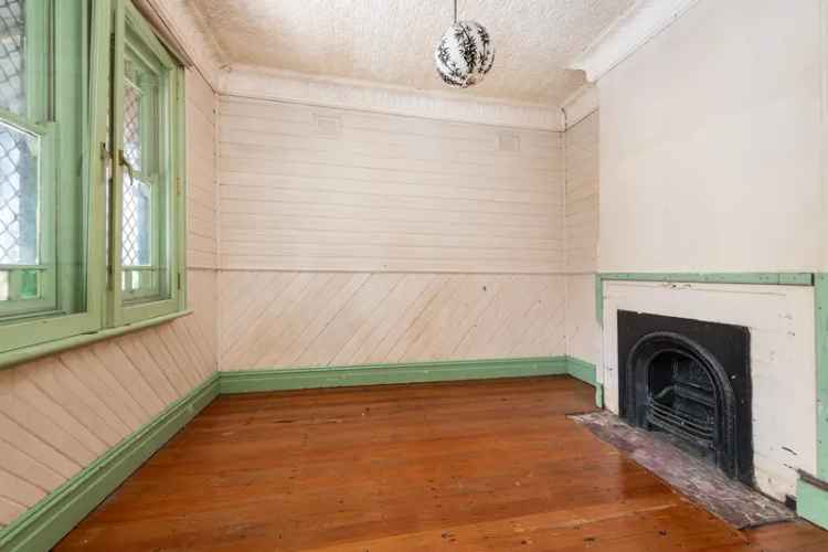 Renovate Buy Cottage in Sought After Inner Urban Location