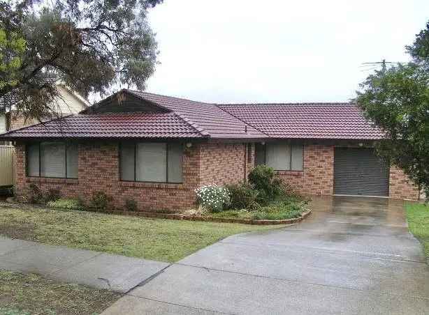 Rent Three Bedroom Home in Ingleburn with Spacious Living and Pergola