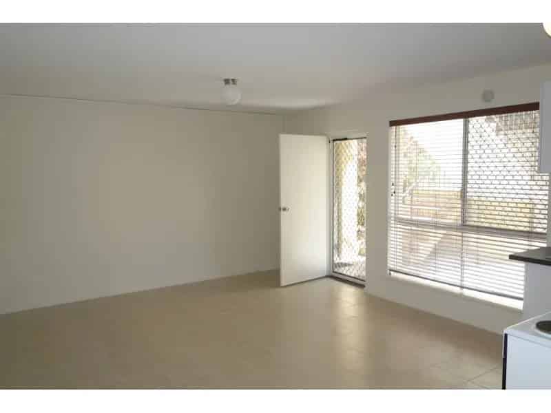 Air Conditioned Modern Two Bedroom Unit!!!