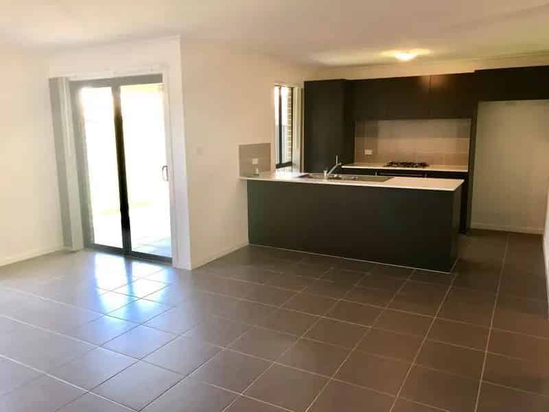 Real Estate For Lease - 25 Limestone Street - Box Hill , NSW