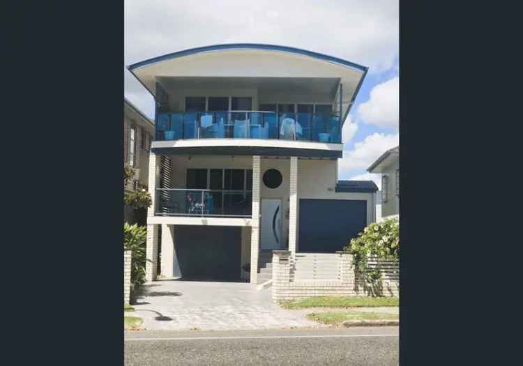 Wynnum Esplanade Apartment For Lease 2 Bed Air Con Bay Views