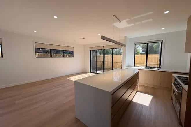House For Rent , 52A, Victory Road, Melbourne, Victoria