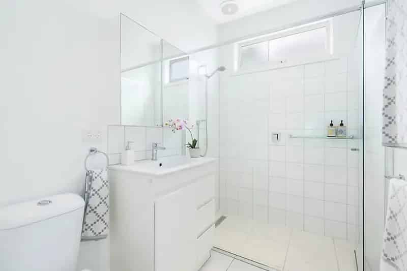 House For Rent , 44, Chapel Street, Melbourne, Victoria