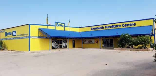 Buy commercial property Exmouth WA with showroom and warehouse features