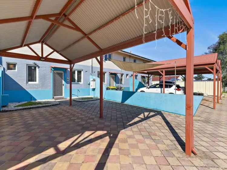 House For Sale in City of Gosnells, Western Australia