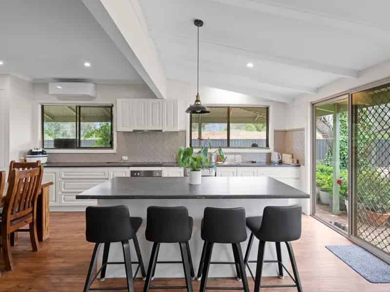 Family Home on Generous 1324sqm Block
